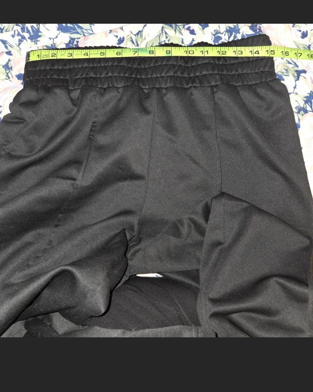 Shein Bell Joggers in a Ladies L (8/10) - photo 2