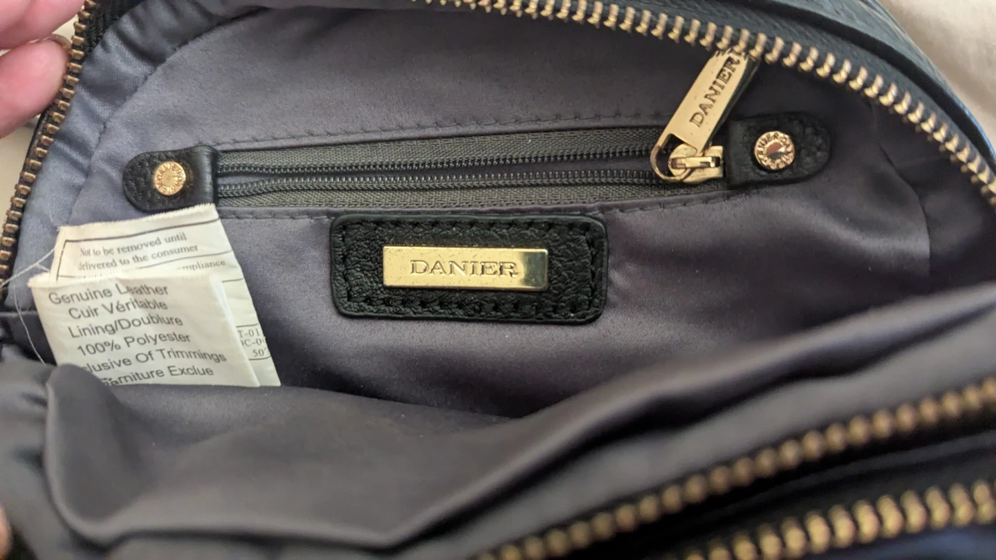 Danier Black Leather Crossbody Bag - photo 5