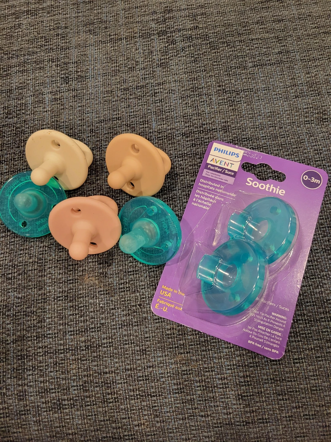 7 Soothie Pacifiers 0-3m