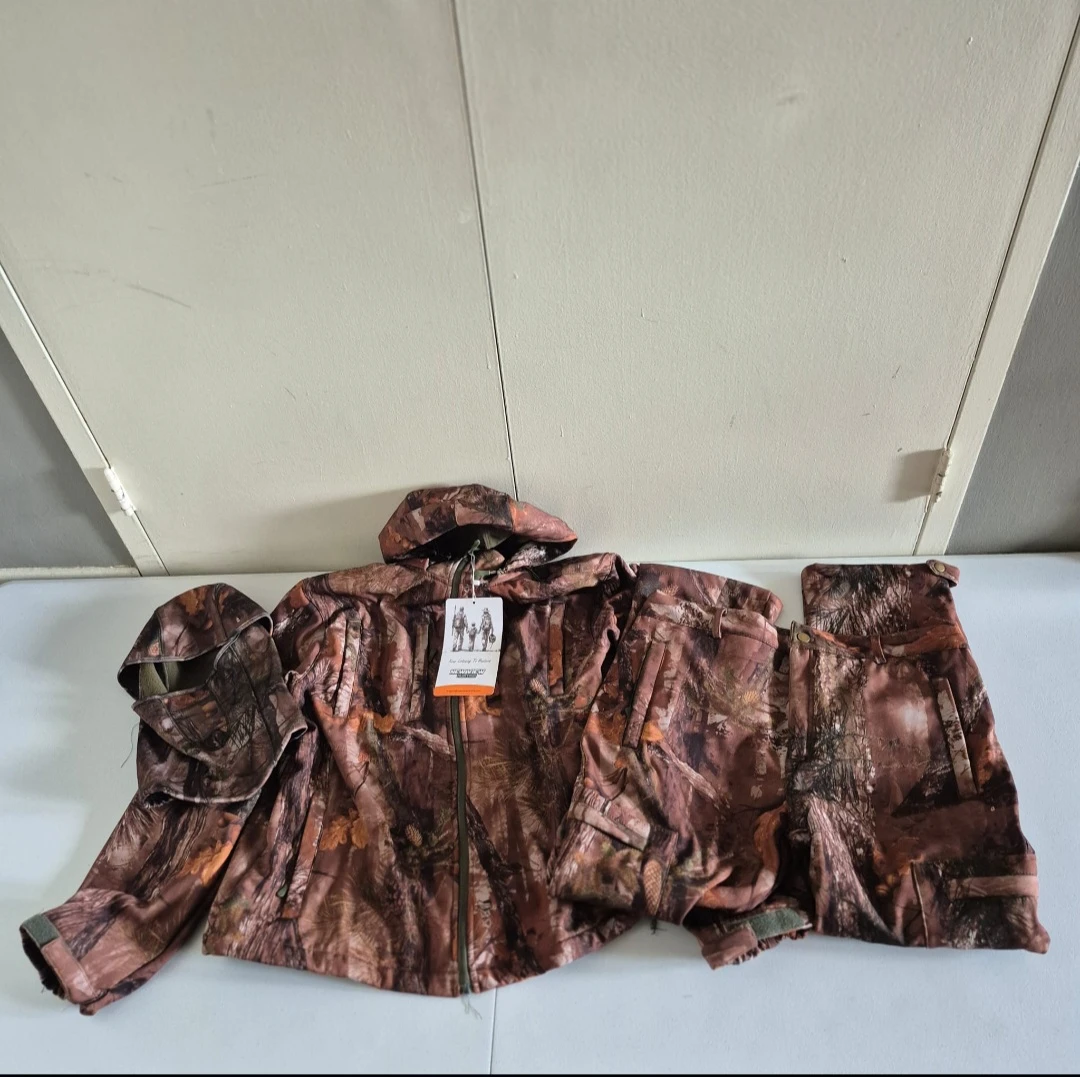 New View Camo Hunting Set