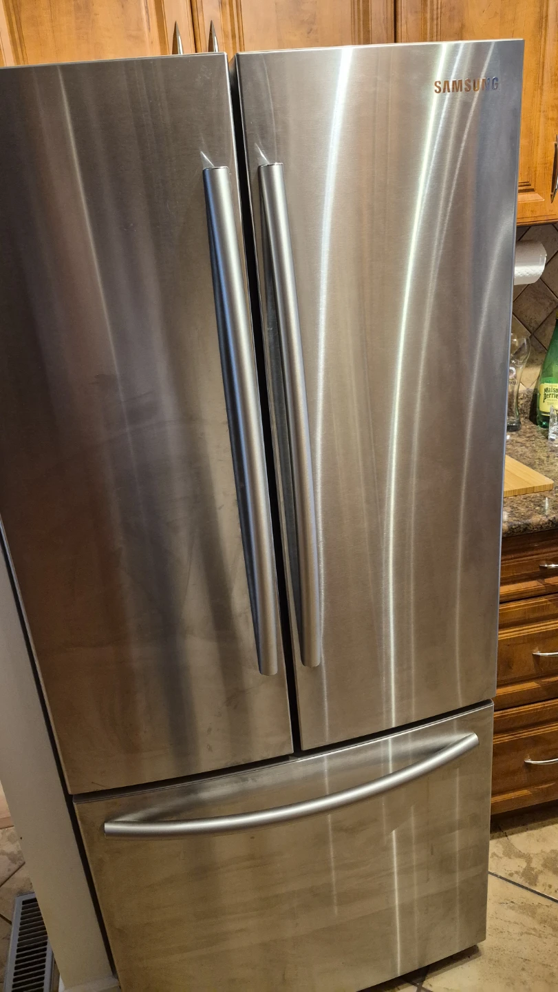 Samsung French Door Refrigerator RF220NCTASR