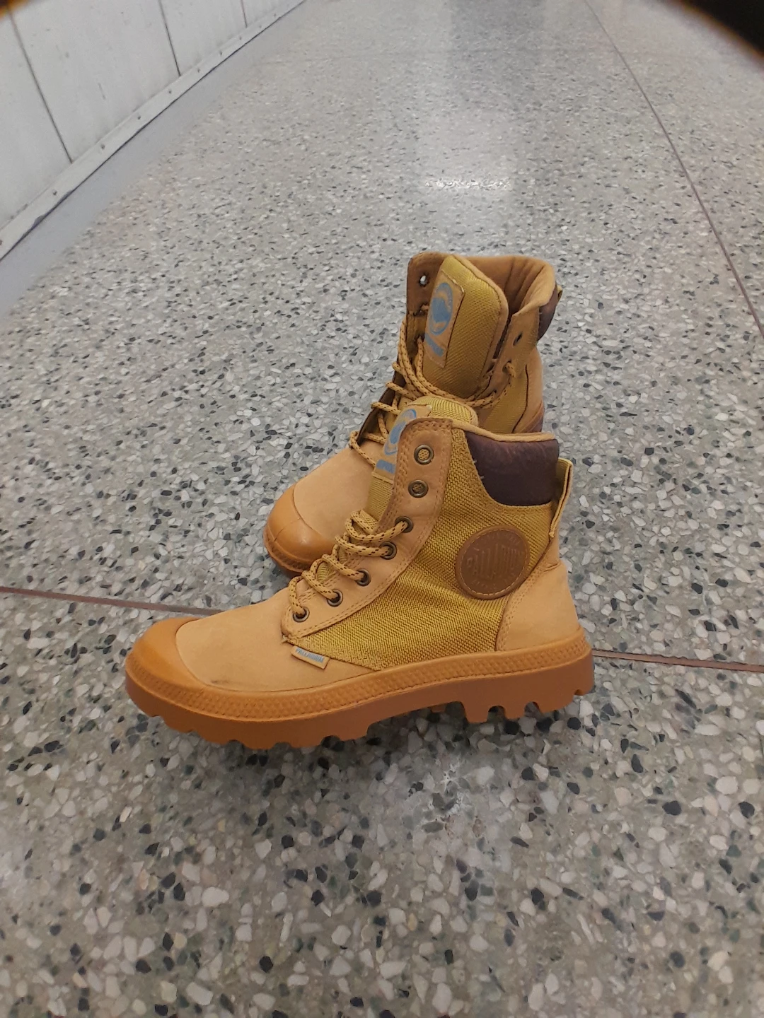 Palladium Waterproof Boots Men's Size 7 - photo 4
