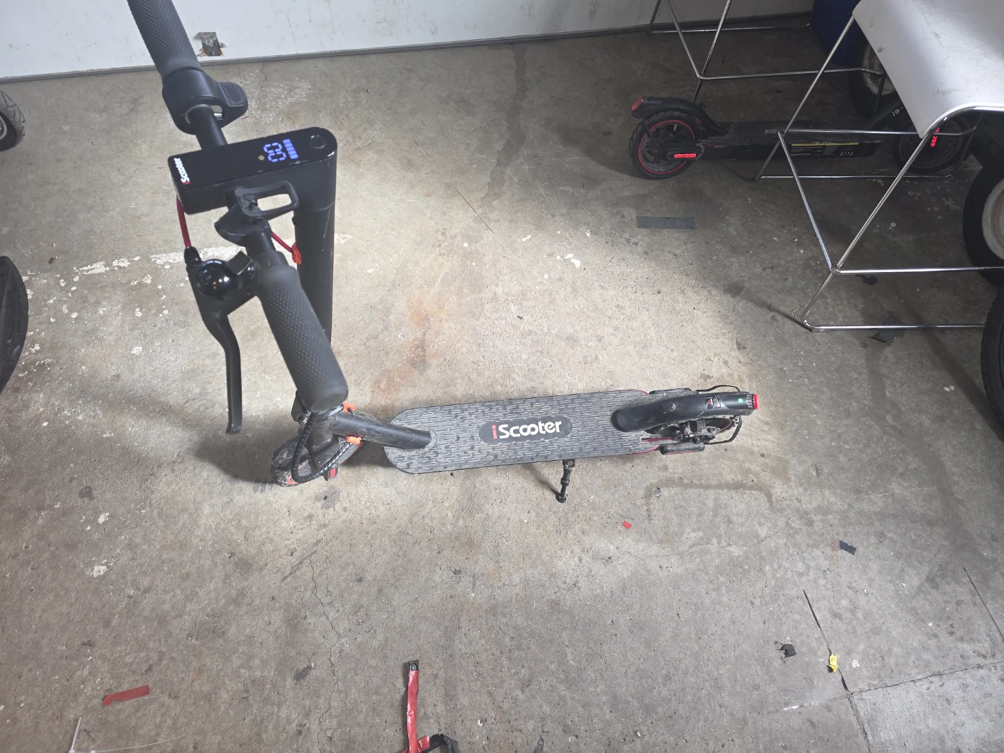 iScooter Electric Scooter - photo 2