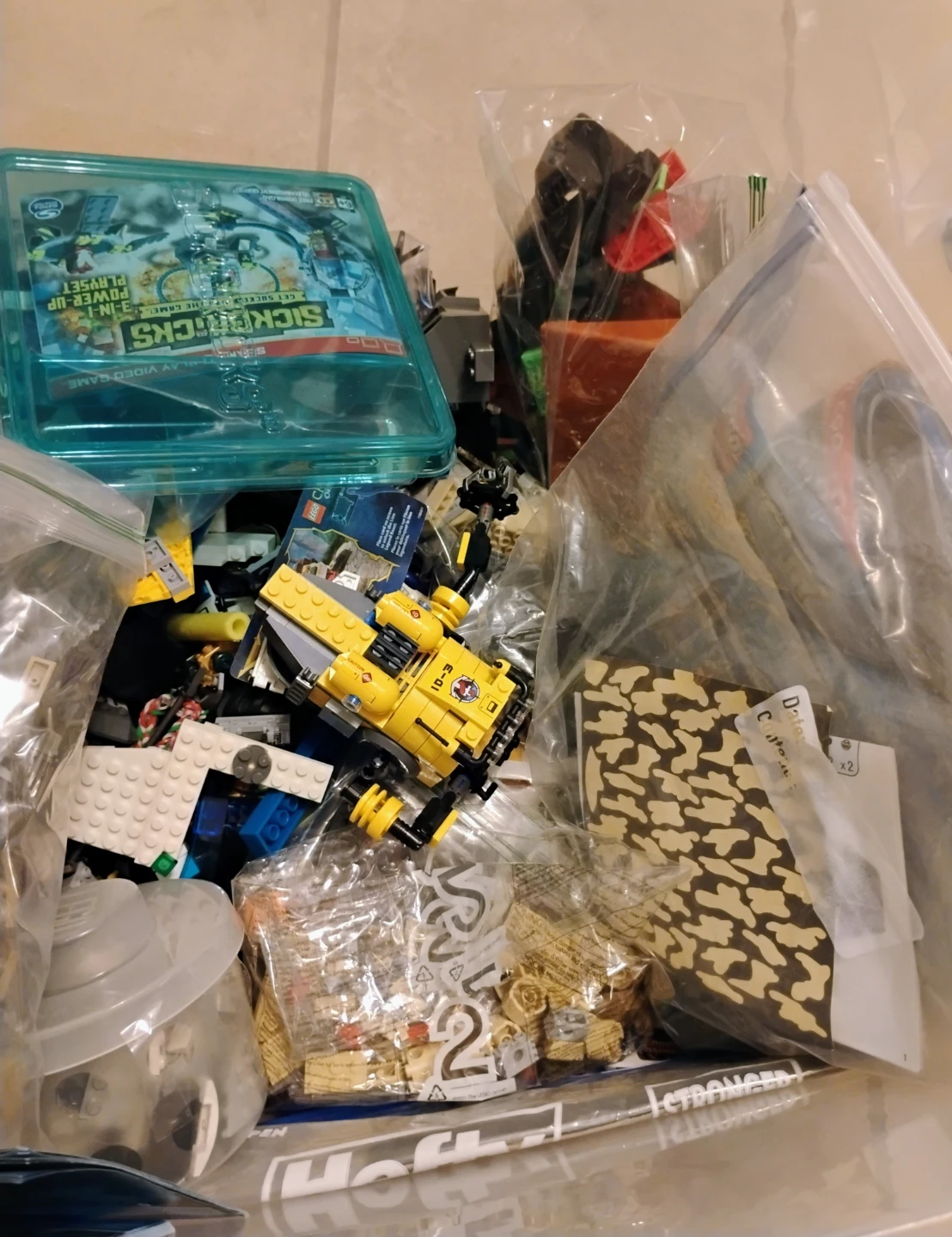 LOTS OF LEGOS - photo 5