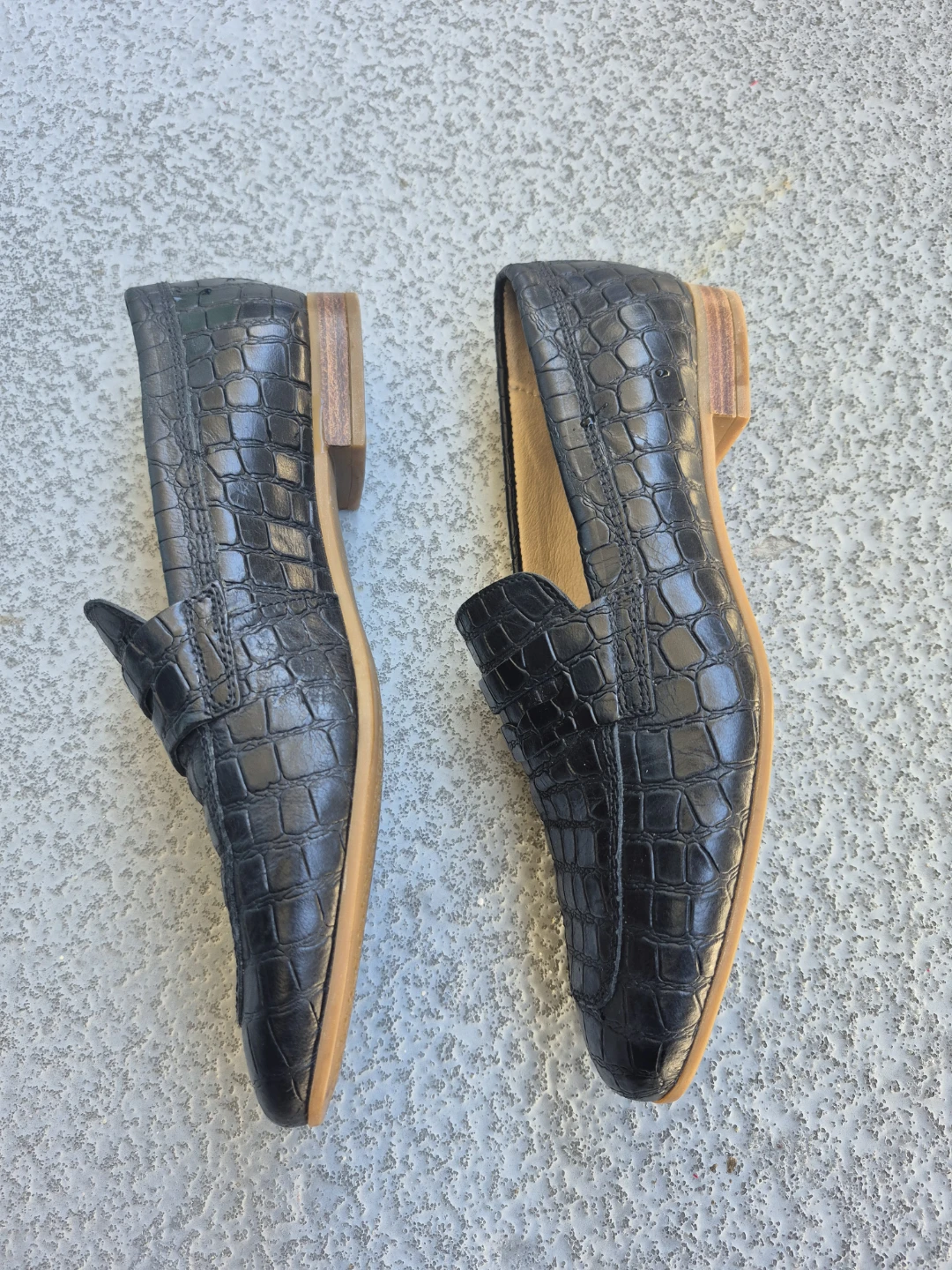 Geox Respira Black Croc-Embossed Loafers - photo 3