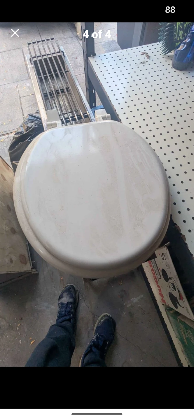 White Round Toilet Seat