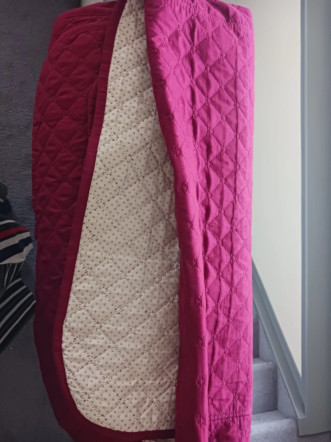 1 & 2-Seater Quilted Sofa Cover - photo 5
