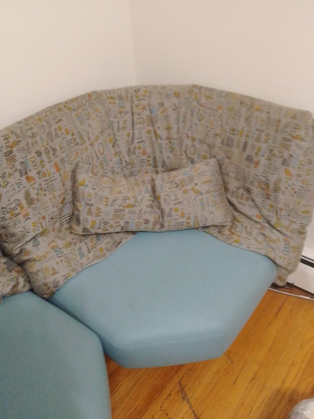 2-Piece Corner Sectional Sofa + Custom Patterned Throw Covers - photo 2