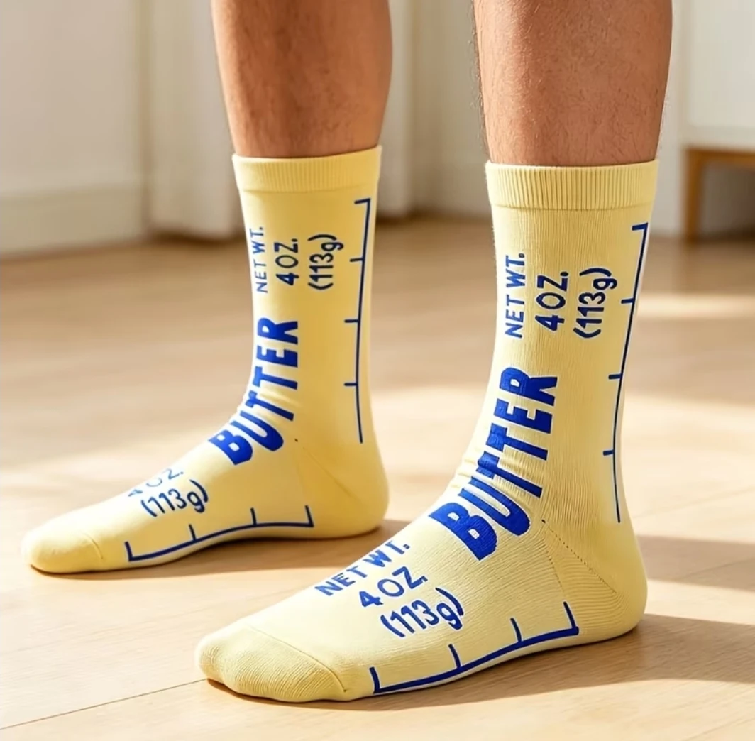 Butter-themed socks - photo 4