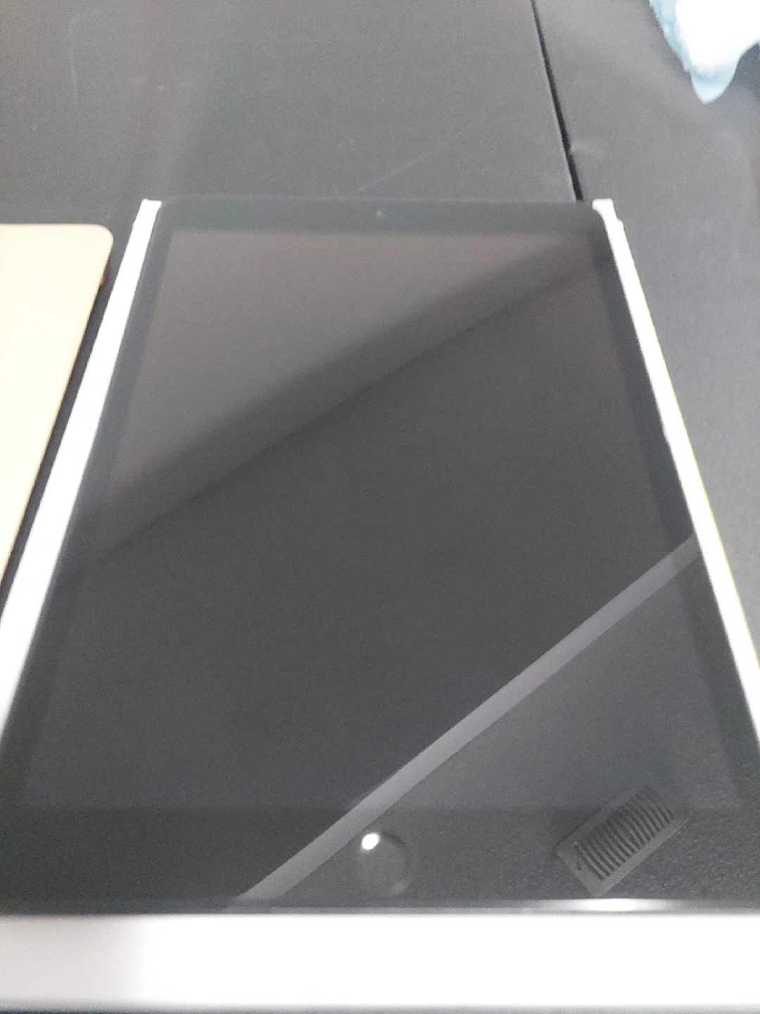 iPad 9th Gen (64GB) | Like New Condition