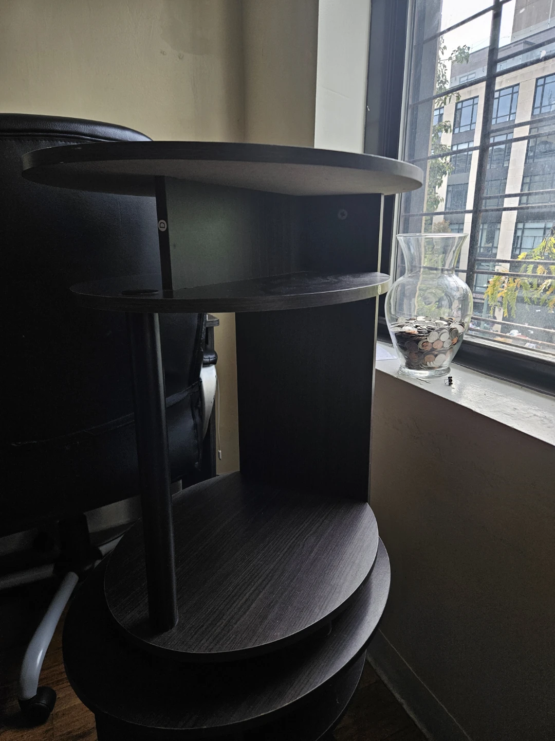 Set of Two Round Multi-Tier Side Tables - photo 2