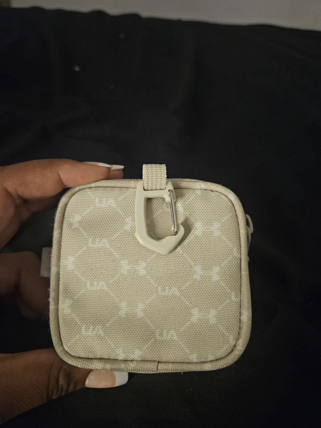 Under Armour Small Zip Pouch - photo 2