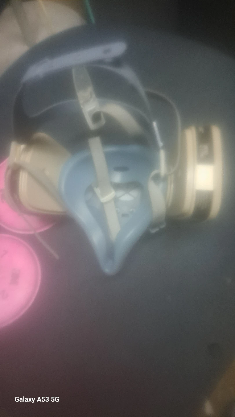 3M Respirator Mask with 2097 Filters - photo 3