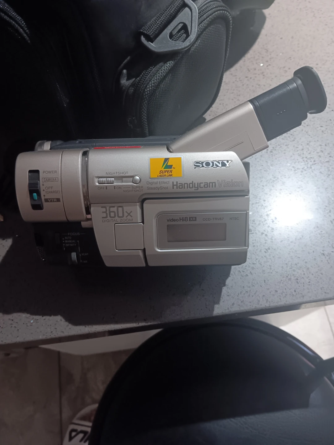 Sony Handycam Vision Video Hi8 XR Camcorder