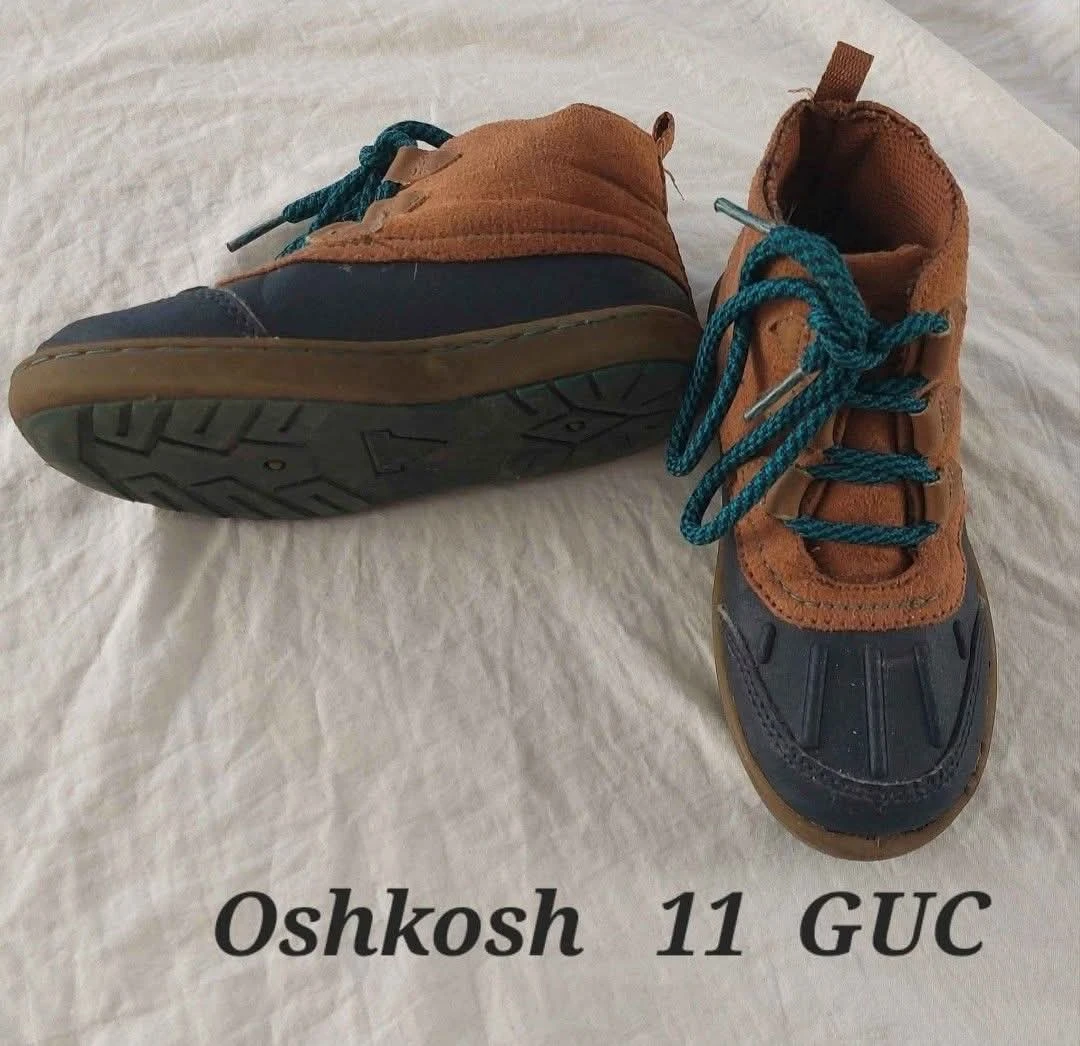 Boys Oshkosh Rain Shoes Size 11