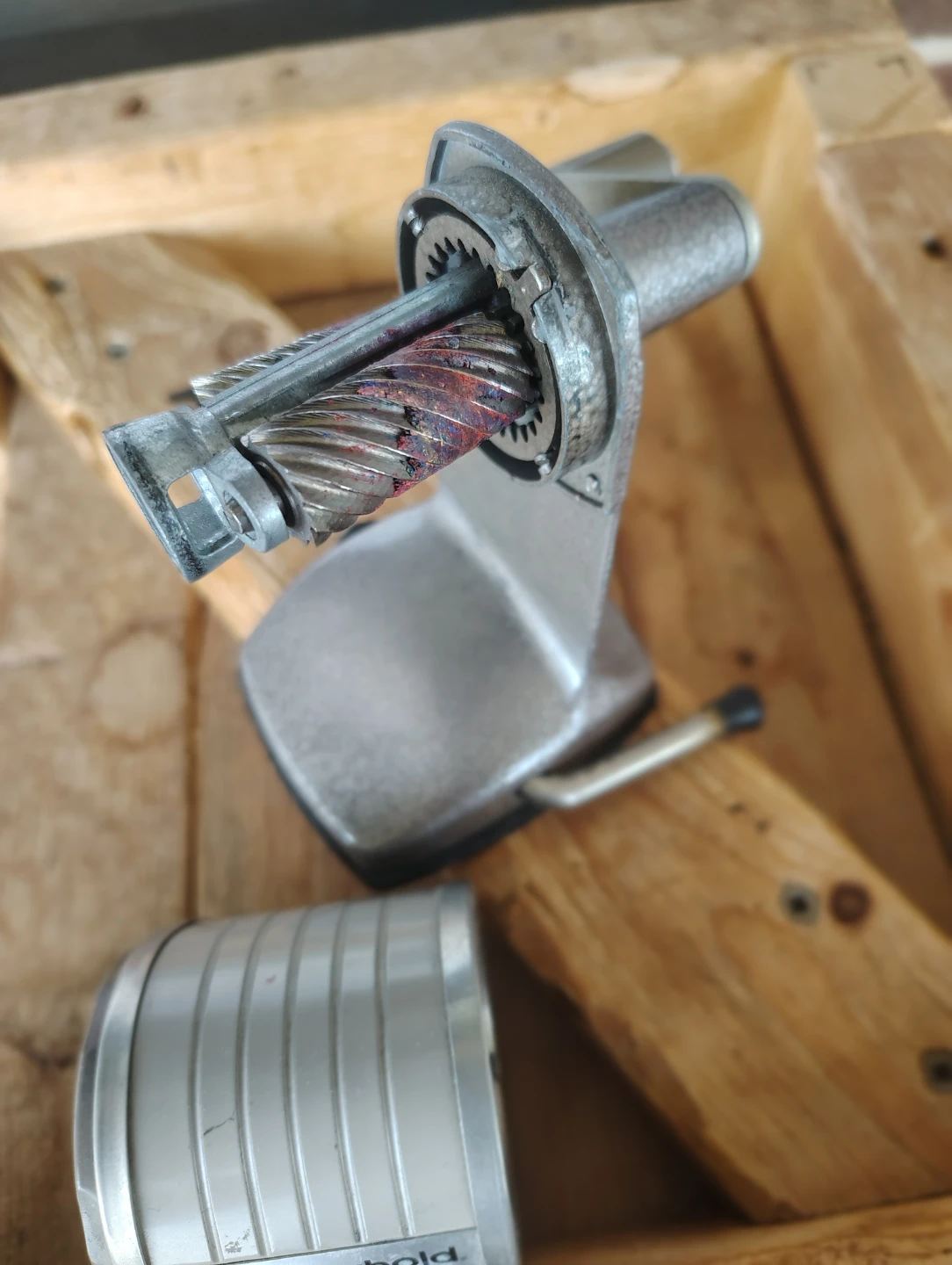 Vintage Apsco Vacuhold Manual Pencil Sharpener - photo 4