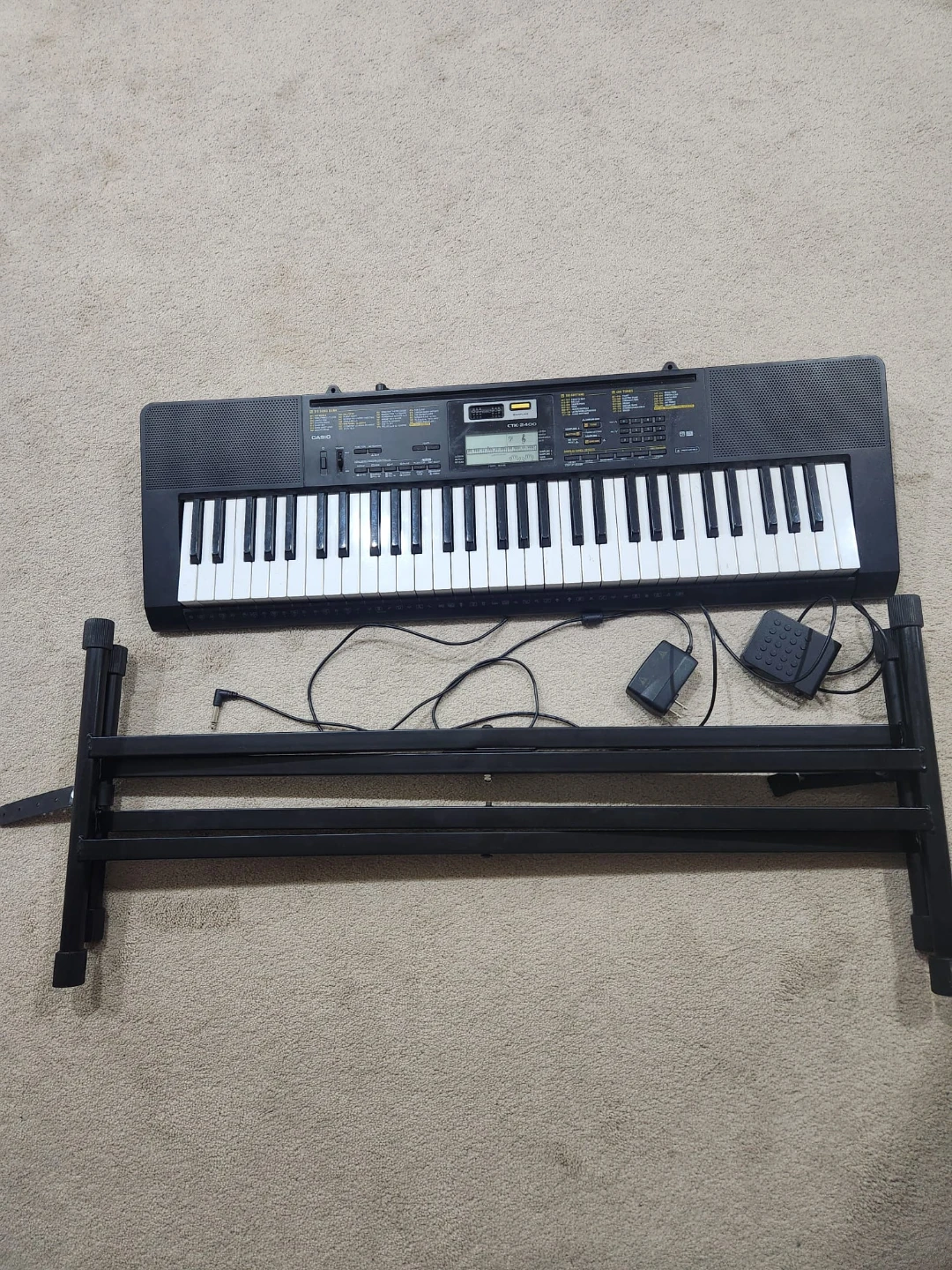 Casio CTK-2400 Keyboard with Stand
