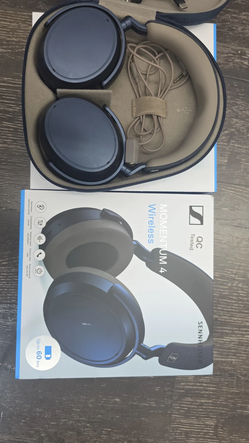 Sennheiser Momentum 4 Wireless Headphones - photo 2