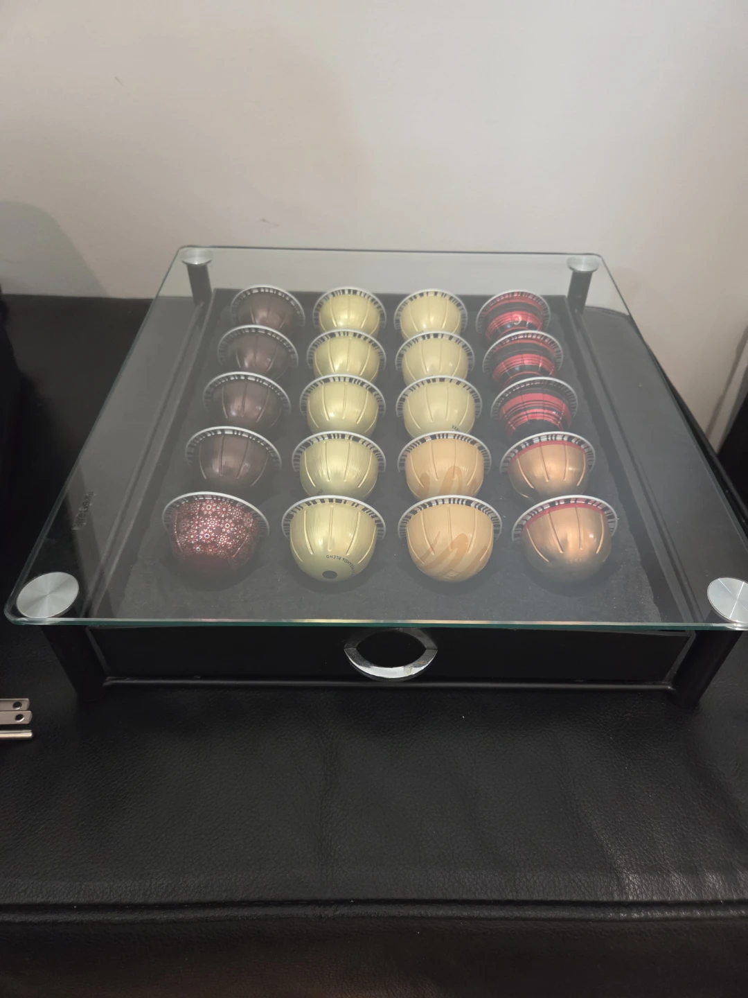 Nespresso Vertuo coffee machine with Capsule Holder - photo 5