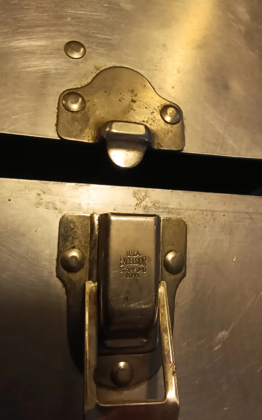 Vintage L. May Mfg. Sudbury Aluminum Miner’s Lunch Box - photo 3