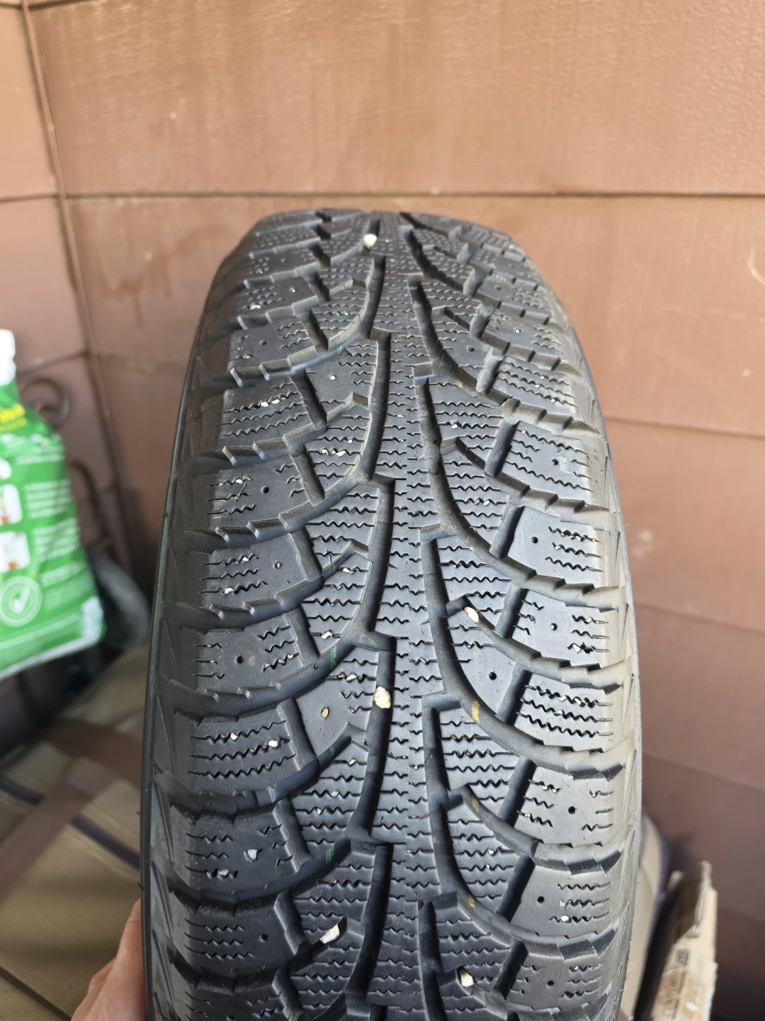 Hankook Winter i*Pike RSV Tire 205/60R16 - photo 2