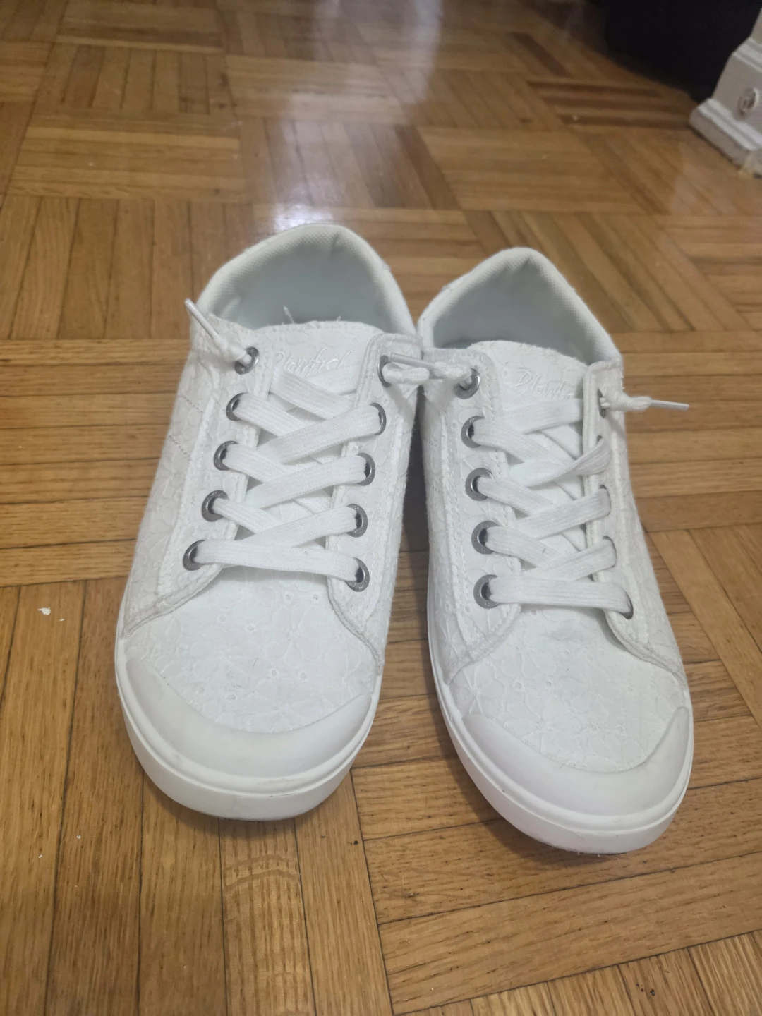 Blowfish Malibu White Lace Sneakers