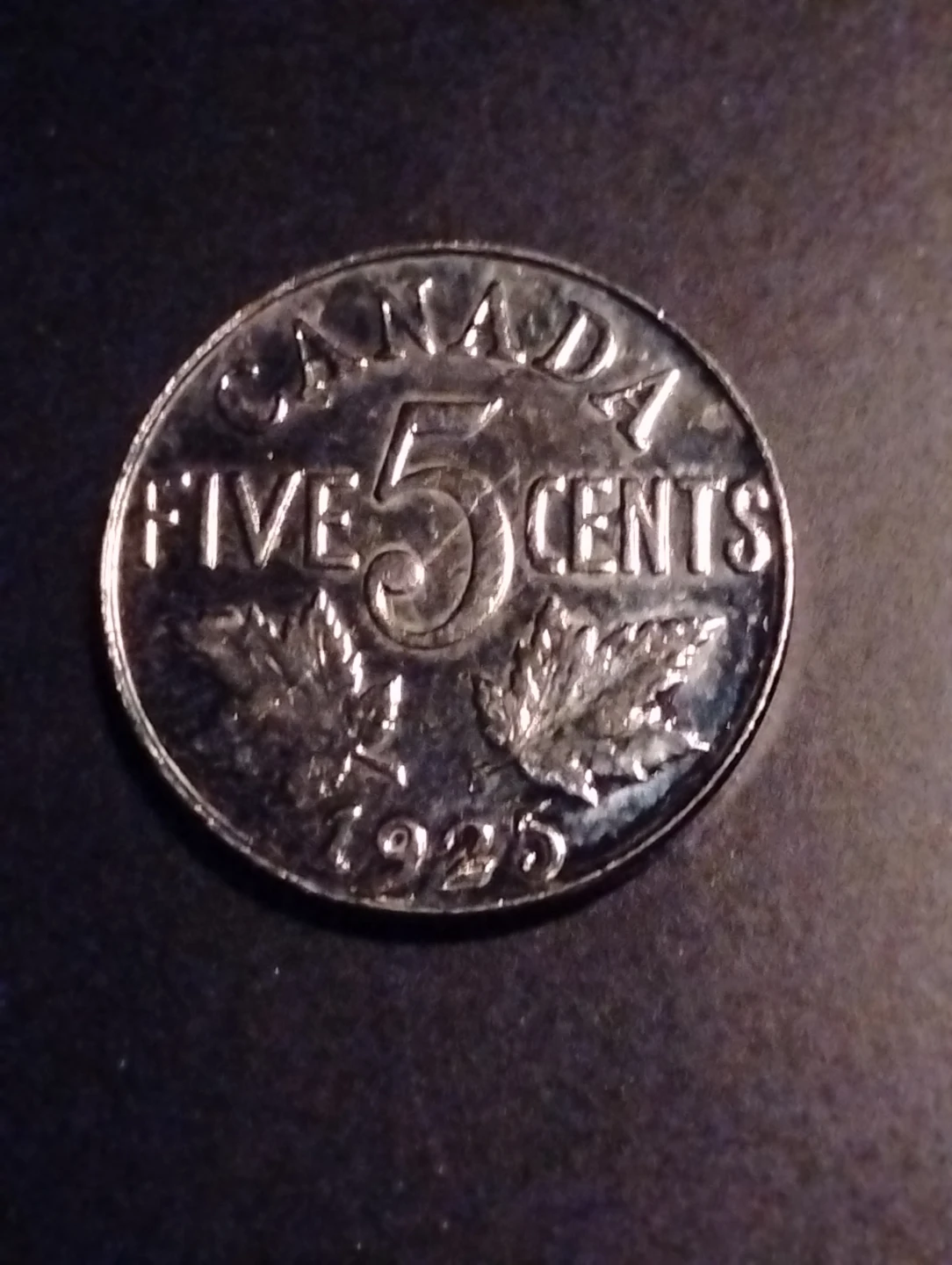 1925 Canadian Five Cents Coin - photo 2