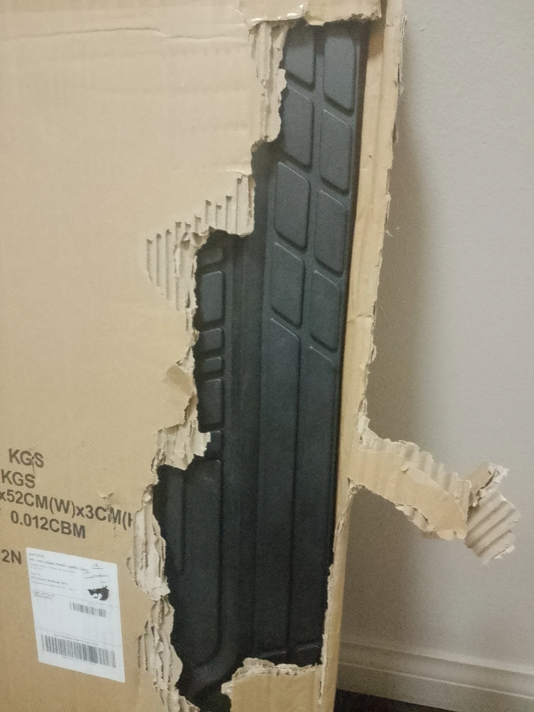 Amazon Basics 2-Piece All-Season Rubber Floor Mats - photo 2