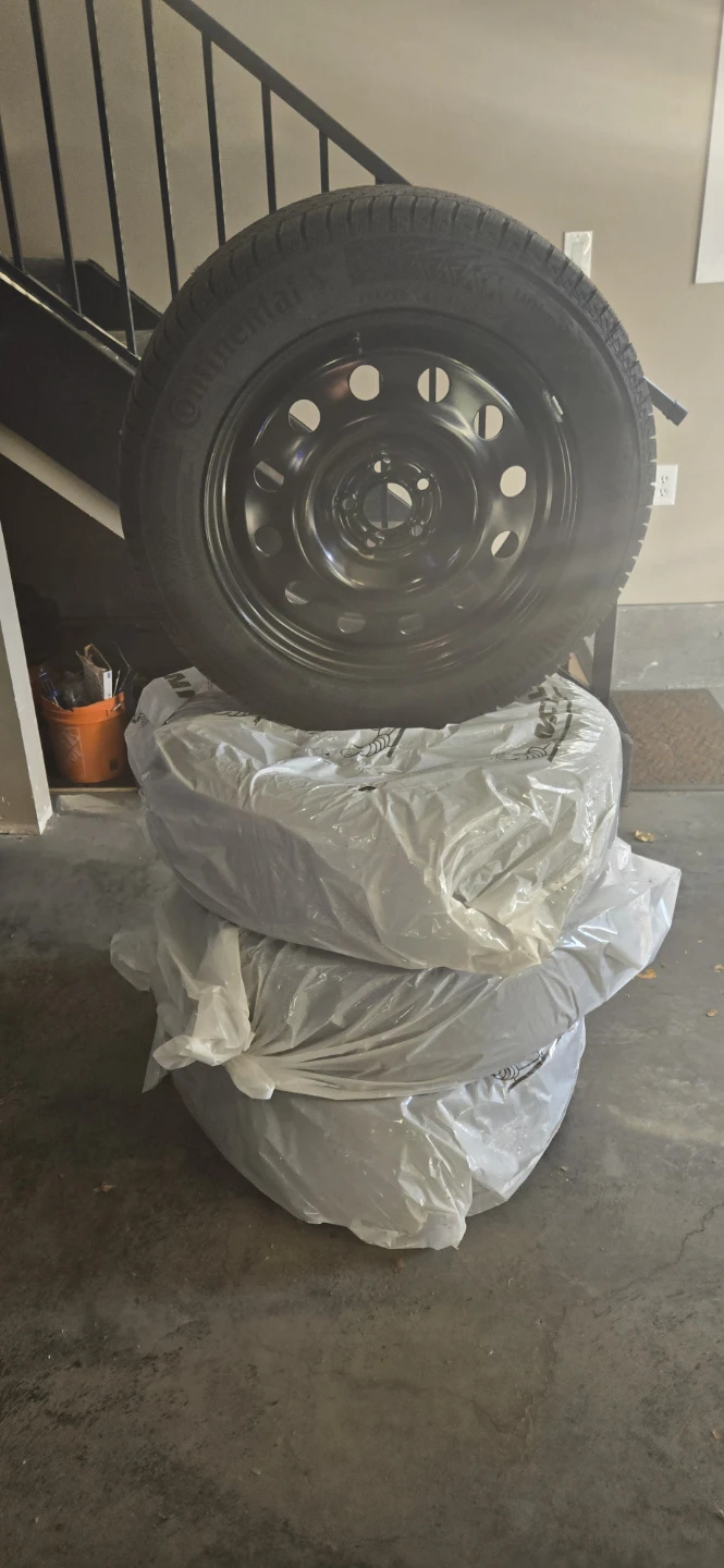 Brand New Winter Tires 225/60 R18  Ford