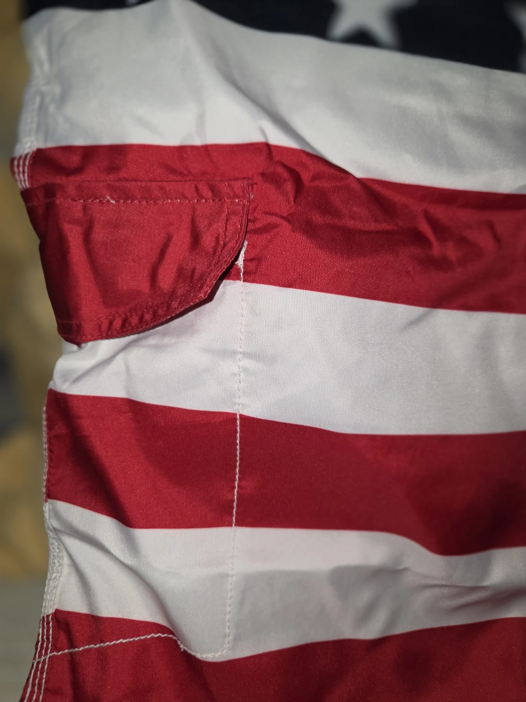 Old Navy 'Stars & Stripes' Swimming Shorts in a Men's 2X - photo 3