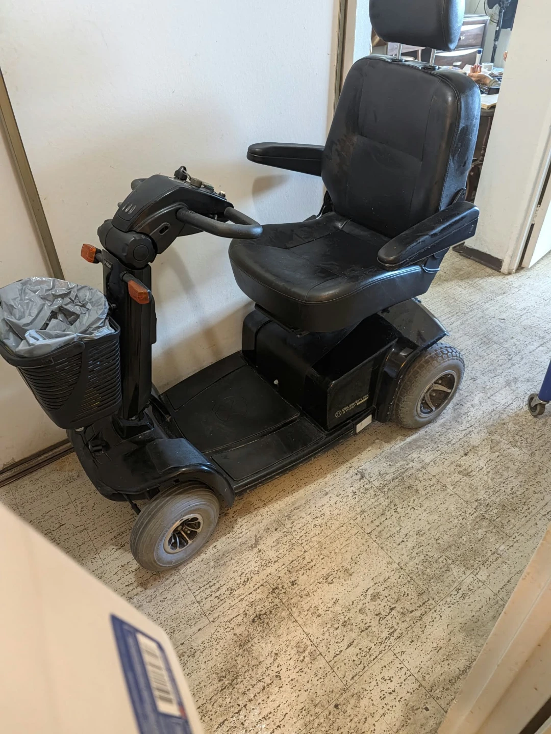 Seniors scooter - photo 5