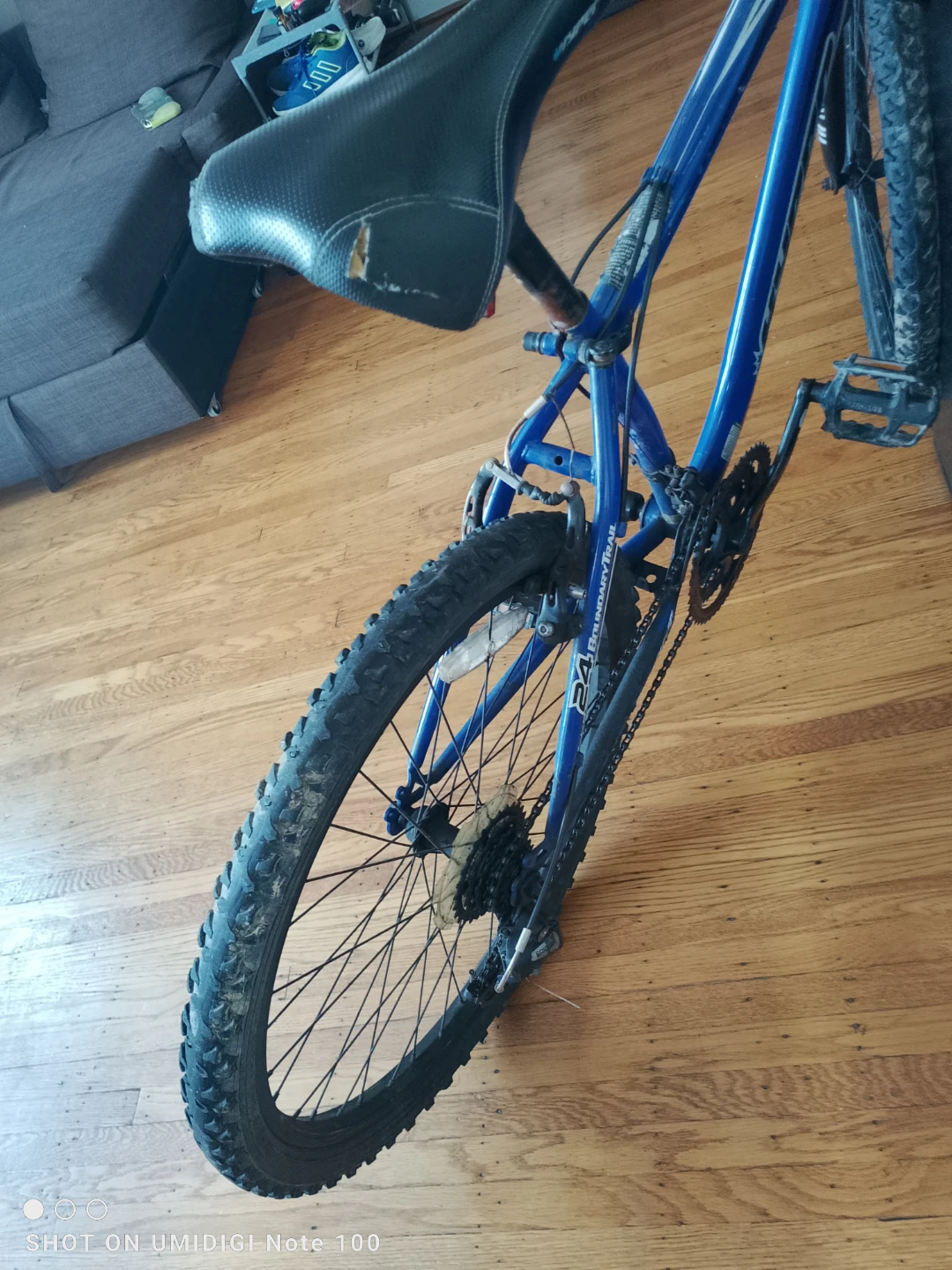 Hyper Boundary Trail 24-inch Mountain Bike