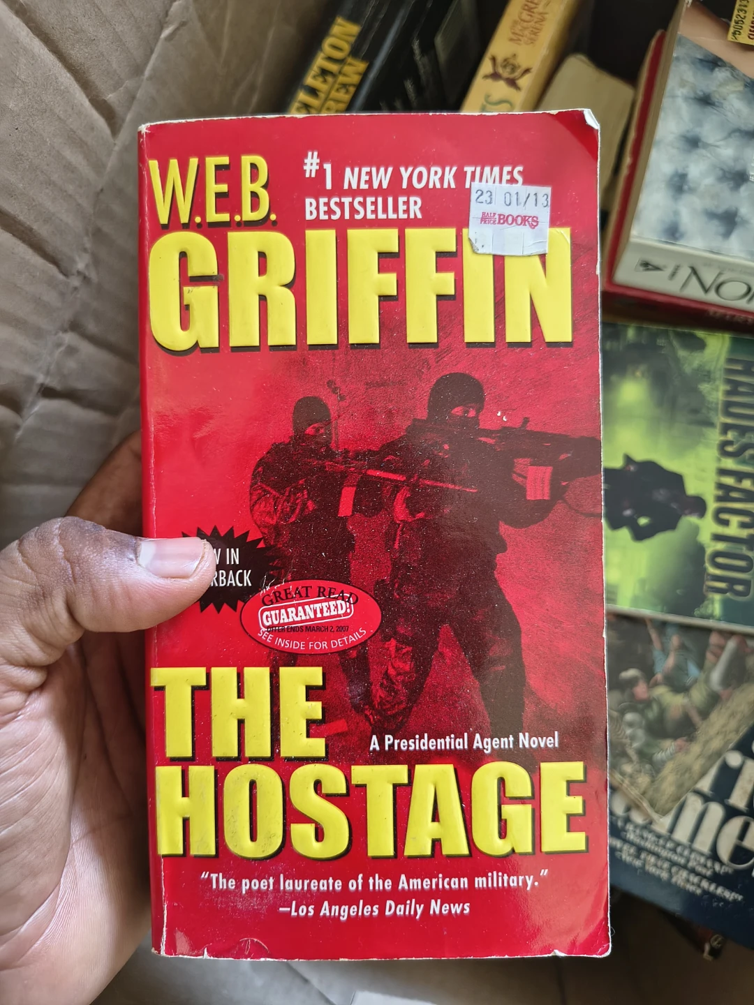 Collection of Assorted Popular Fiction Paperbacks