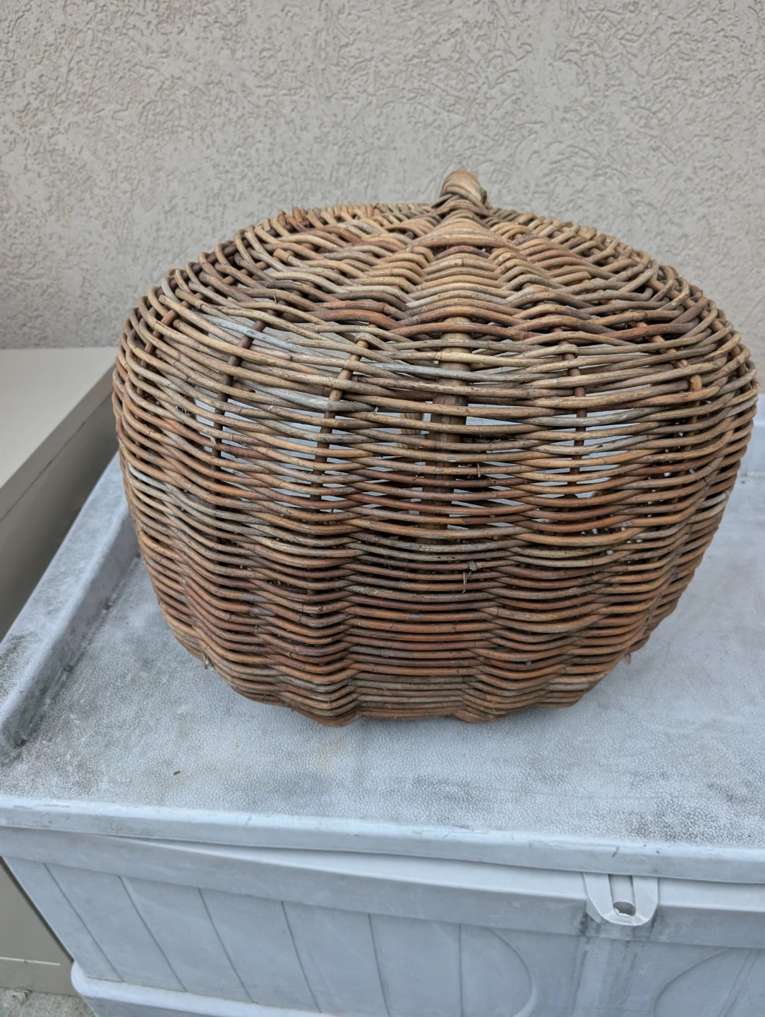 Vintage French Wicker Basket - photo 4
