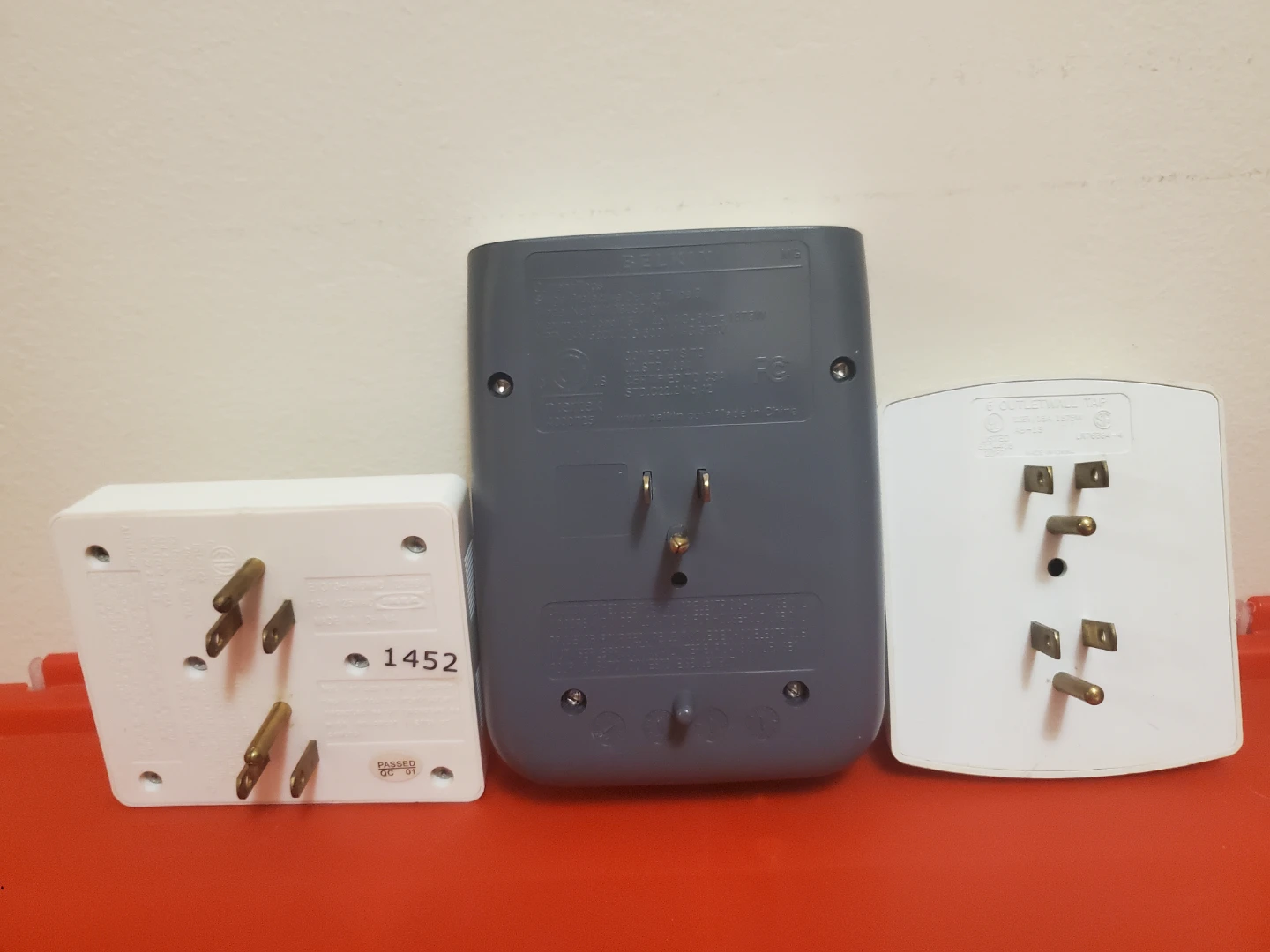 Set of 3 Wall Outlet Expanders - photo 2