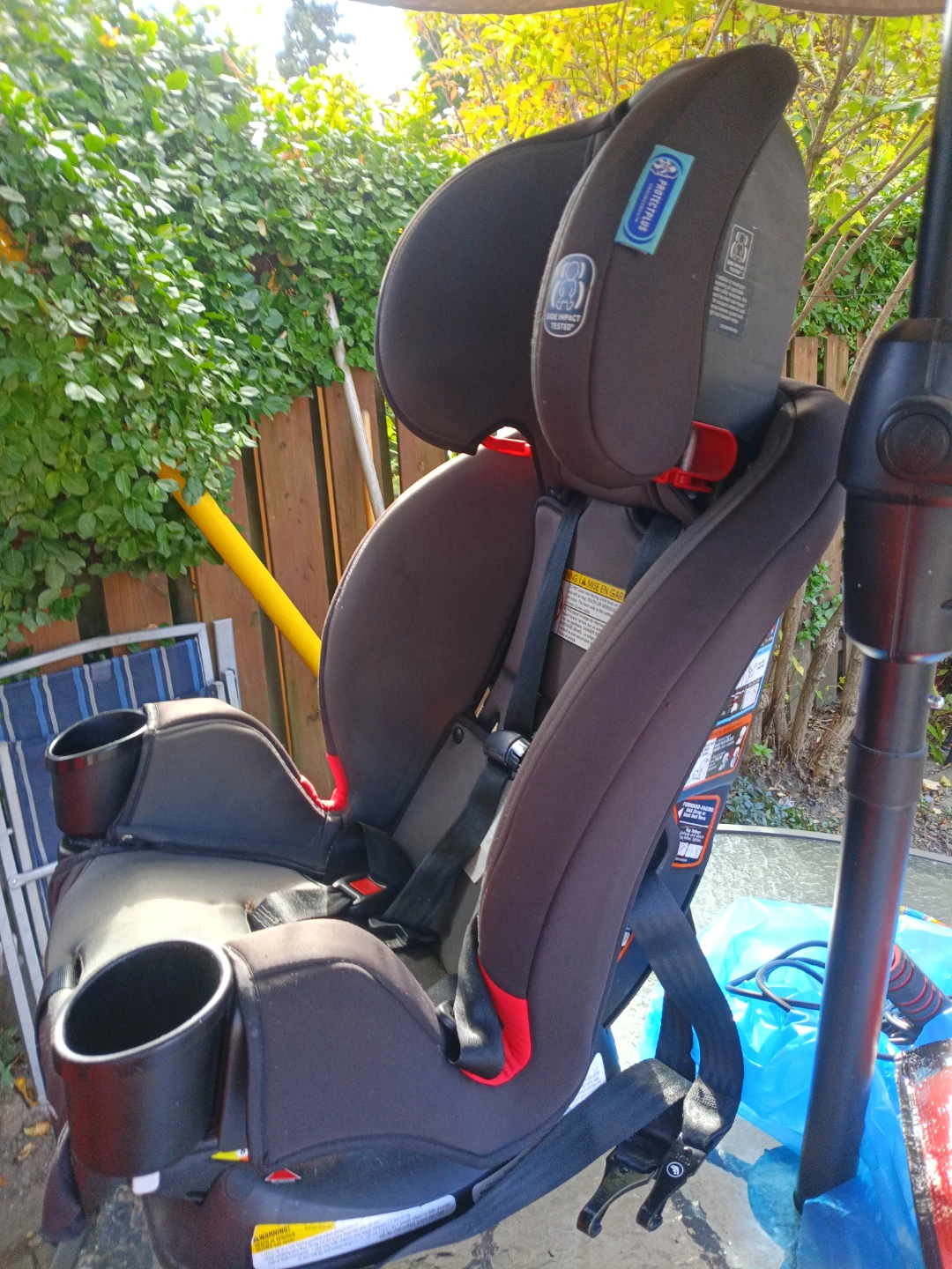 Graco TrioGrow SnugLock Car Seat - photo 2