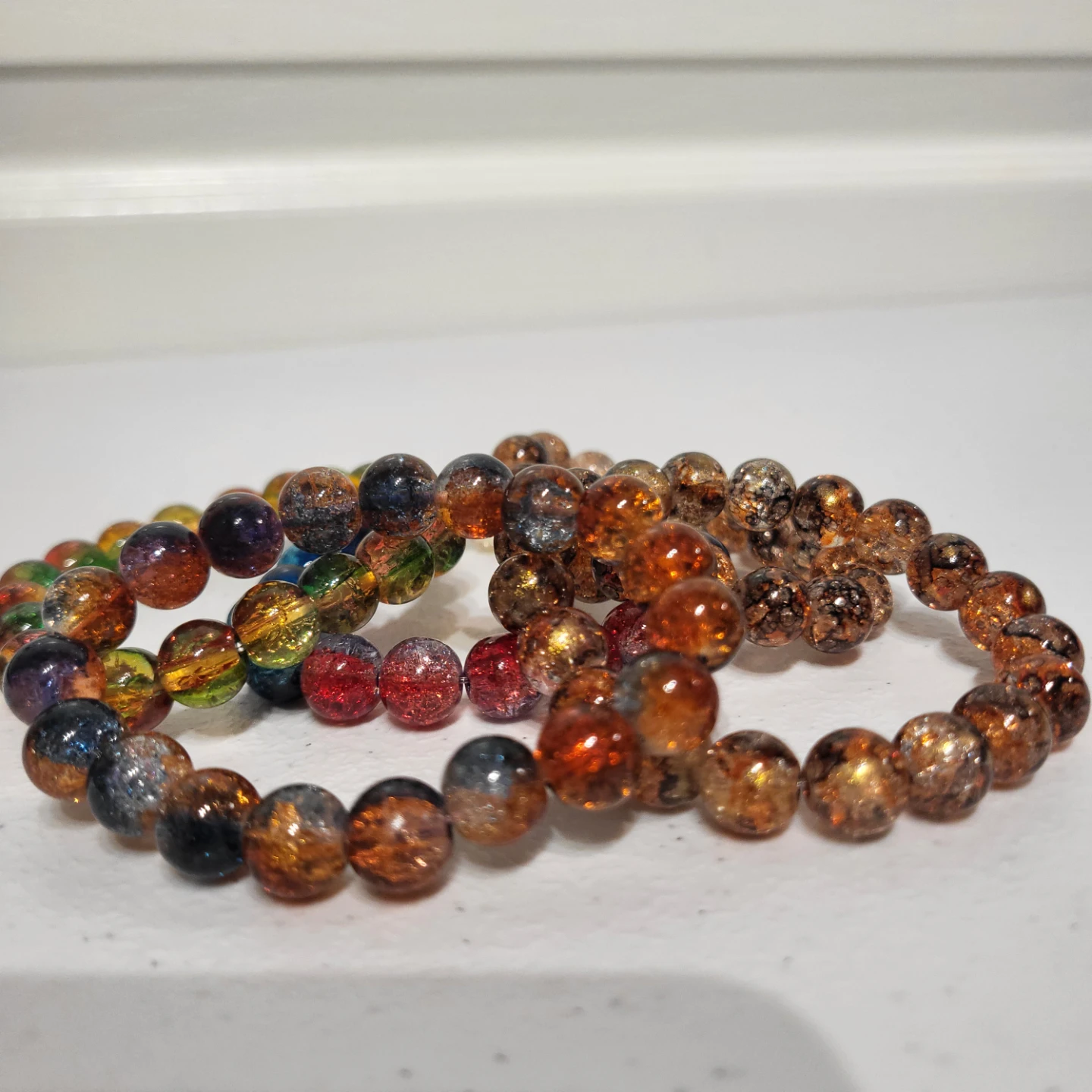 Set of 18 Multi-Coloured Crackle Glass Bead Bracelets - photo 4