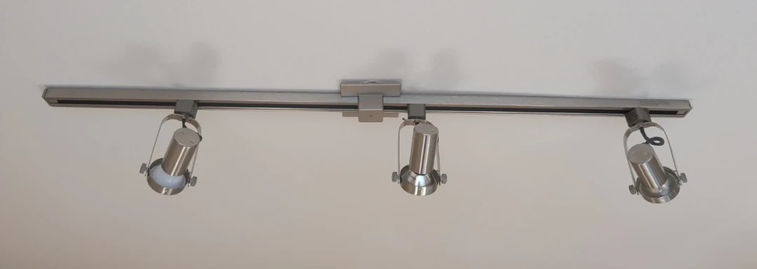 Modern 4ft Satin Nickel Track Lighting Kit + Bulbs (Liteline)