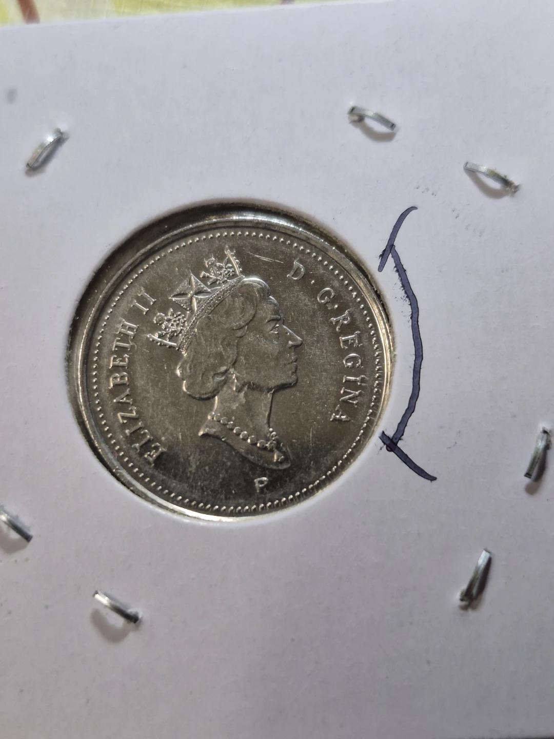 2001 Canadian 5-cent Coin with Error - photo 2