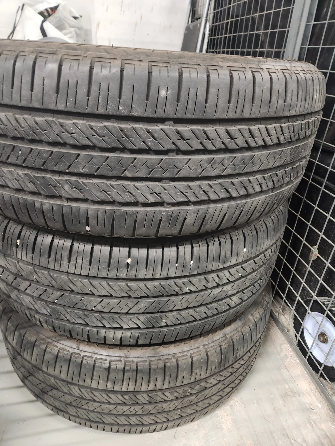 Bridgestone Alenza A/S02 235/50R20 Tires - photo 3