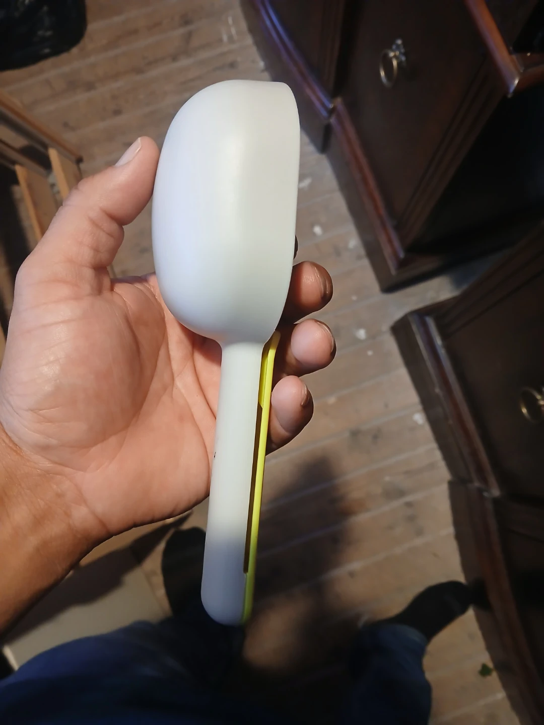 White plastic kitchen scoop - photo 2