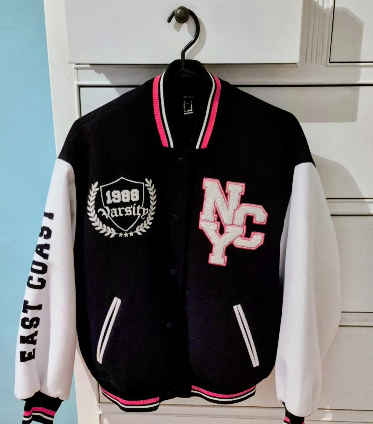 LN)NYC Size S/P Black Women's Varsity Jacket By Forrever 21