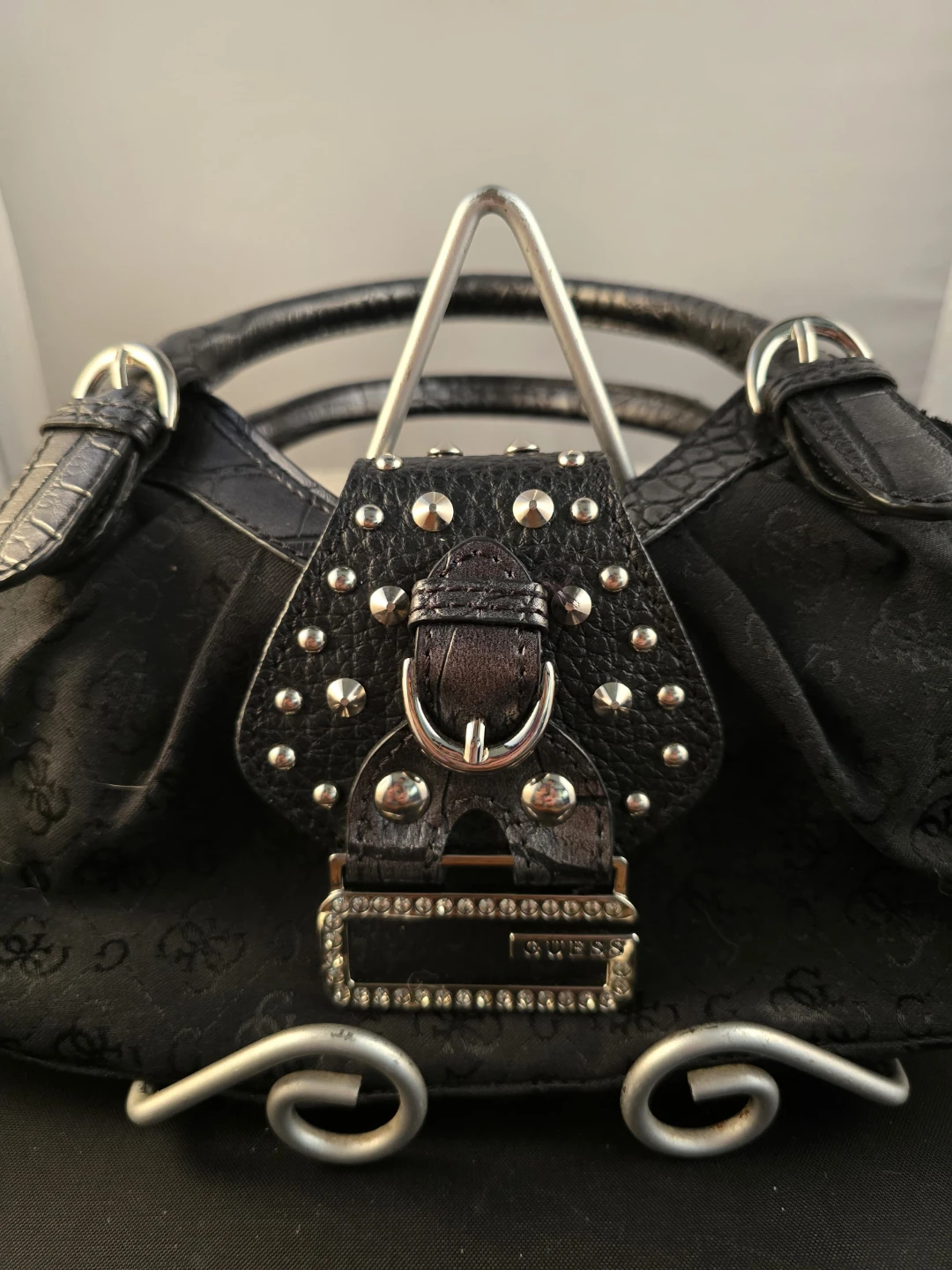 Guess black handbag with silver studs - photo 3