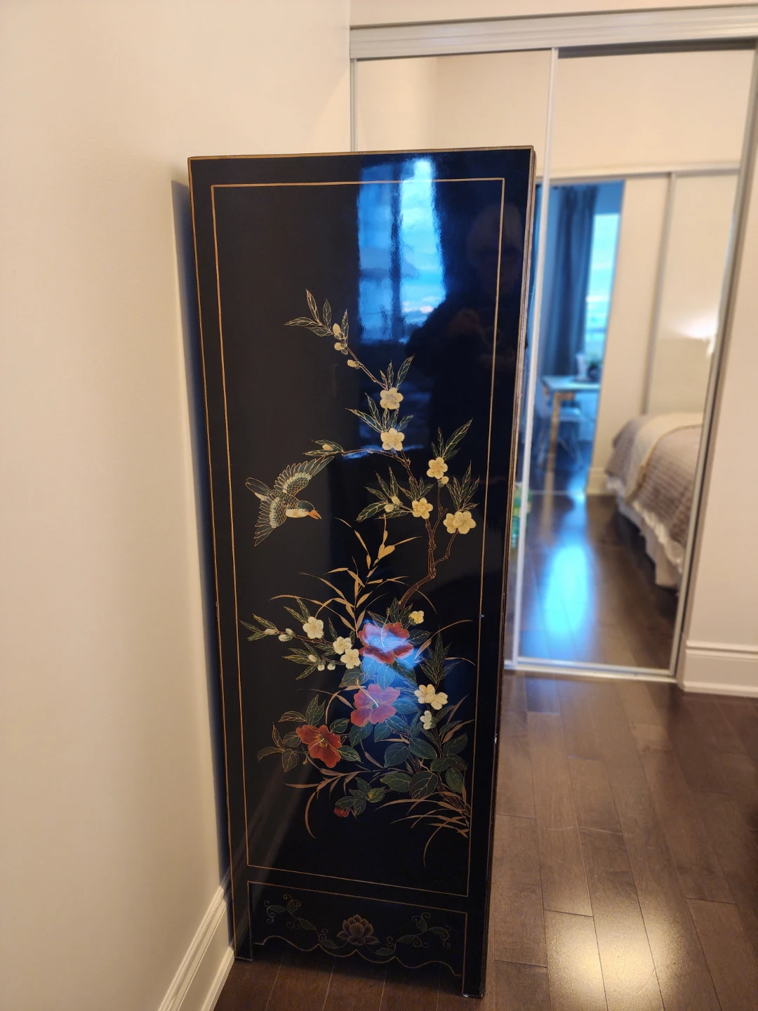 Elegant Asian  lacquered.cupboard - photo 5