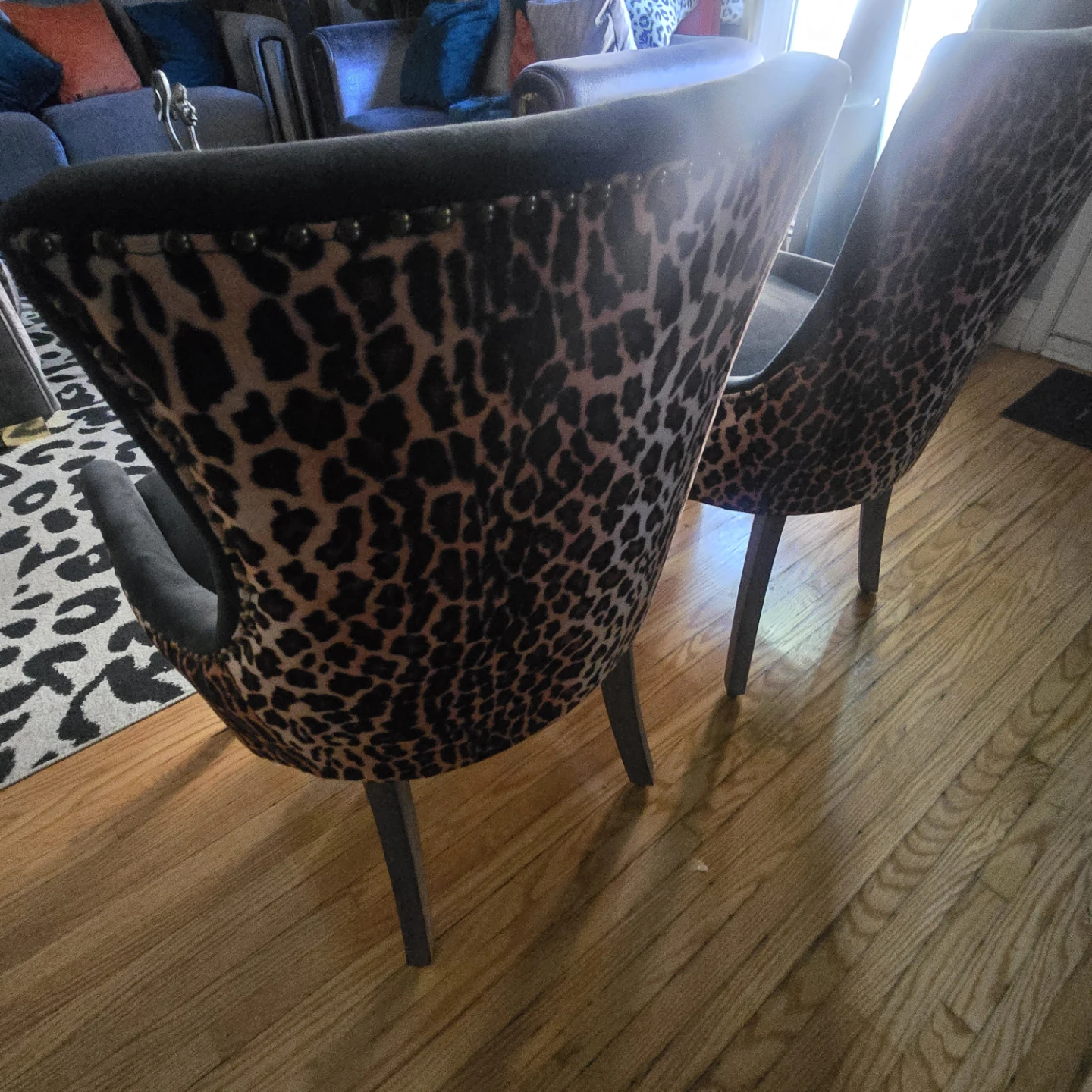 Two Leopard Print Accent Chairs - photo 5