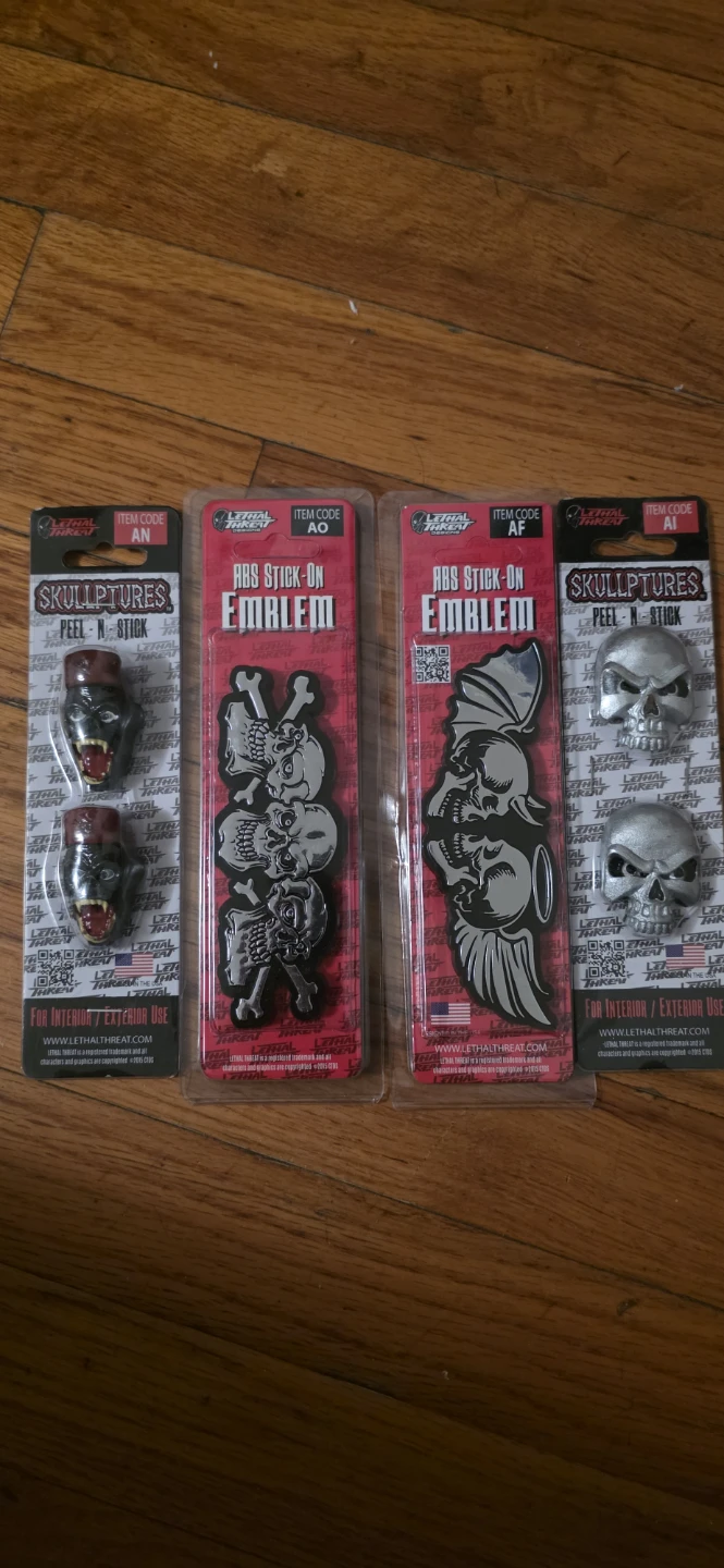 Lethal Threat Skullptures and ABS Emblems Set - photo 2