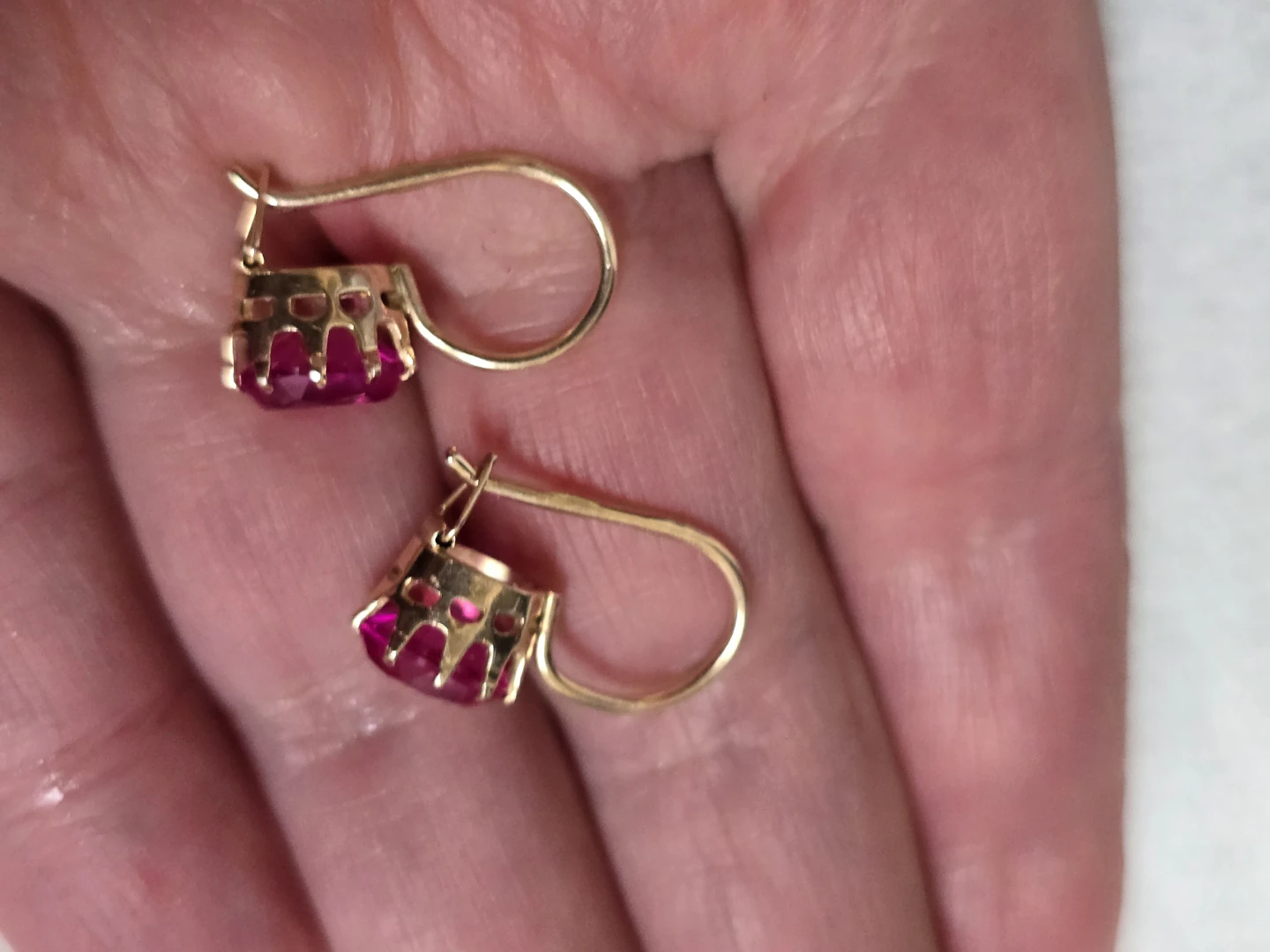 Vintage USSR 583 Hallmarked 14K Gold Earrings - photo 2