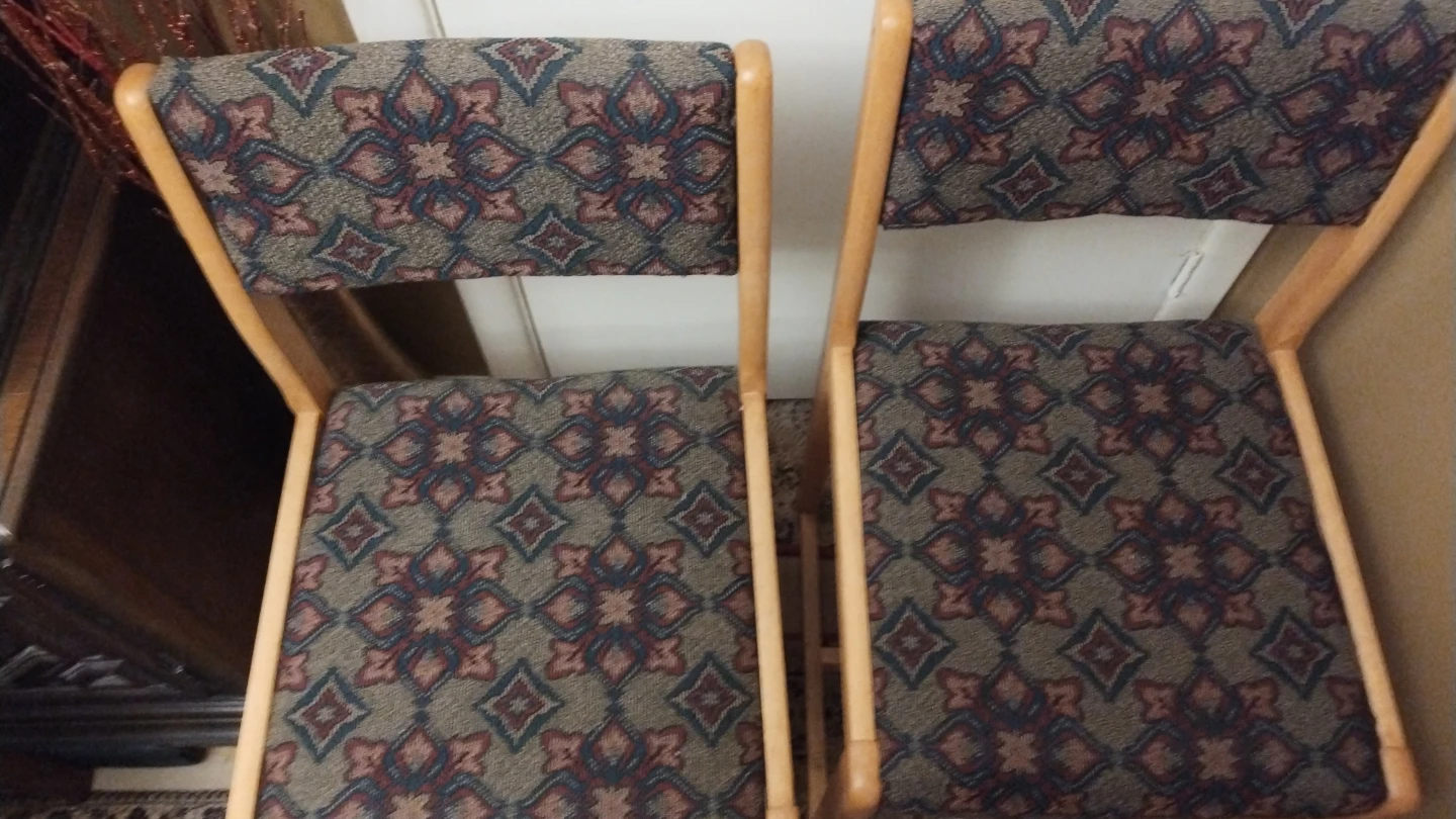 Set of Two Wooden Dining Chairs - photo 2