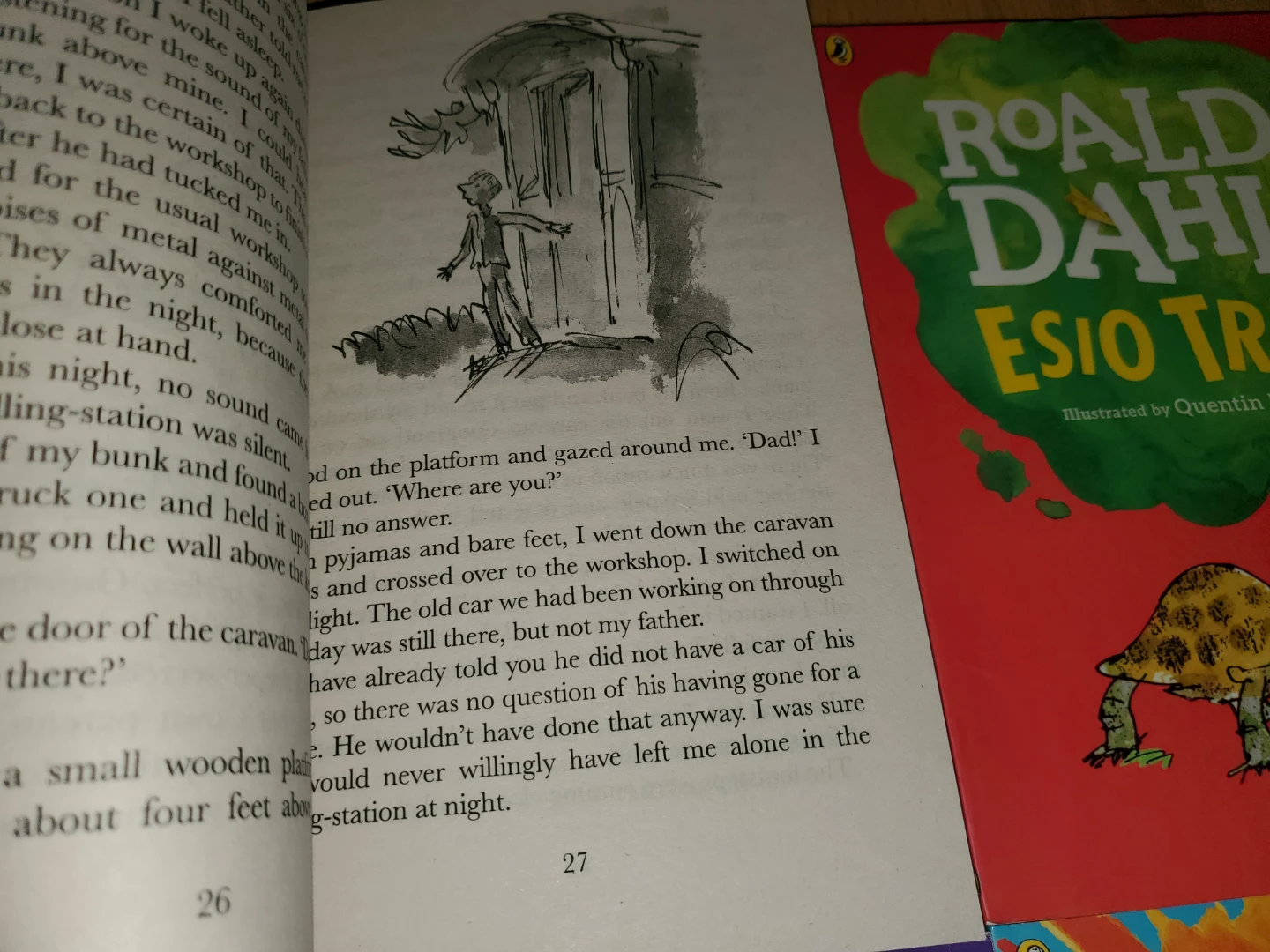 ($3 each, or $10 for all 4 books) Roald Dahl Chapter Books - photo 3