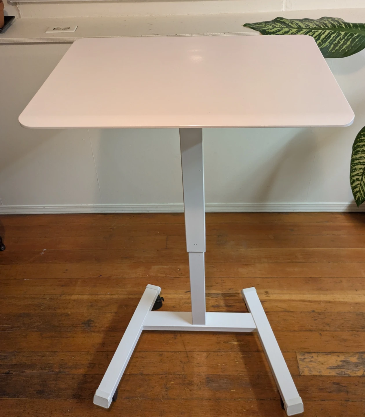 White Adjustable Rolling Desk and Modern Chair - photo 4